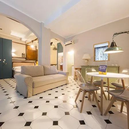 Casaviva - Charming Shabby Chic In 公寓